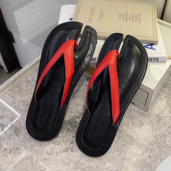 2020 summer new split toe comfortable flat shoes thongs flip flops for woman beach slippers casual ladies flat sandals, Black
2020 summer new split toe comfortable flat shoes thongs flip flops for woman beach slippers casual ladies flat sandals, Black