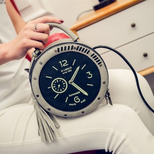 spring 2019 new tassel small round bag korean fashion personality watches women's rivet handbag messenger bag
spring 2019 new tassel small round bag korean fashion personality watches women's rivet handbag messenger bag