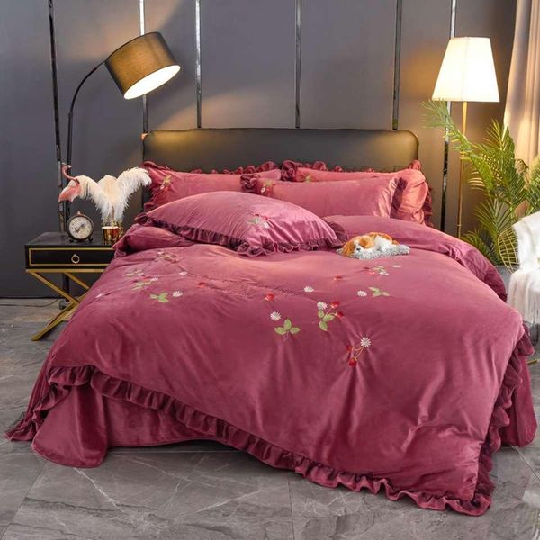 classics stripe bedding sets europe and america 4 pieces bed cover designer luxury bed sheet suit comforter cover sets 33
classics stripe bedding sets europe and america 4 pieces bed cover designer luxury bed sheet suit comforter cover sets 33