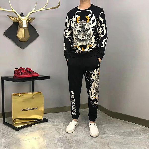 autumn and winter clothing casual trend set art graffiti printing duck tiger head long-sleeved t-shirt trendy large size sweater -4xl, Gray
autumn and winter clothing casual trend set art graffiti printing duck tiger head long-sleeved t-shirt trendy large size sweater -4xl, Gray