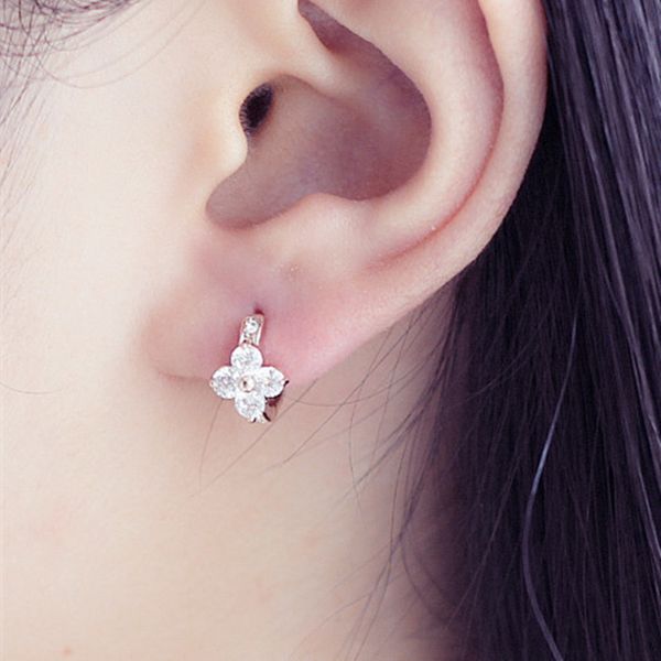 reeti 925 sterling silver earrings zircon clover stud earrings for women gift earings fashion jewelry, Golden;silver
reeti 925 sterling silver earrings zircon clover stud earrings for women gift earings fashion jewelry, Golden;silver