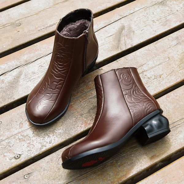 100% genuine leather winter boots women warm shoes women high heels boots cow leather mother shoes square heel 5cm yx1986, Black
100% genuine leather winter boots women warm shoes women high heels boots cow leather mother shoes square heel 5cm yx1986, Black