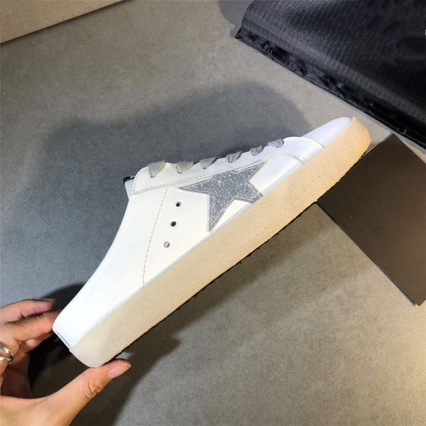 2019 designer new ladies luxury fashion casual lazy shoes small dirty shoes baotou half drag, Black
2019 designer new ladies luxury fashion casual lazy shoes small dirty shoes baotou half drag, Black