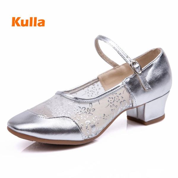 women square dance shoes lather mesh dance shoes woman soft rubber sole outdoor ballroom rumba practice dancing heels 4cm
women square dance shoes lather mesh dance shoes woman soft rubber sole outdoor ballroom rumba practice dancing heels 4cm