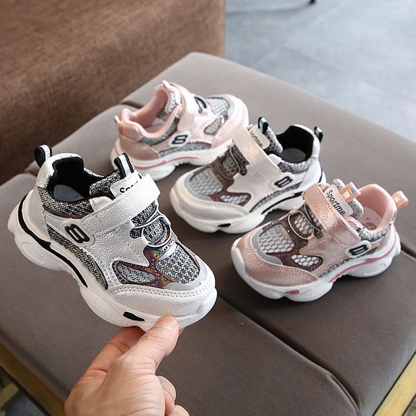 2020 new children casual shoes mesh breathable kids shoes girls and boys sneakers solid fashion brand toddler kids sneakers, Black;red
2020 new children casual shoes mesh breathable kids shoes girls and boys sneakers solid fashion brand toddler kids sneakers, Black;red