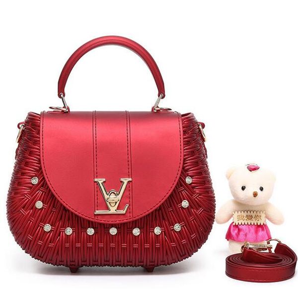 est brands recommended ladies hand jelly bag designer european and american style diamond bear shoulder crossbody bag ing
est brands recommended ladies hand jelly bag designer european and american style diamond bear shoulder crossbody bag ing