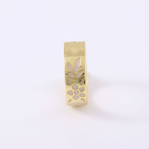 factory wholesale s925 sterling silver ancient gold enamel white flower ring tide brand with simple men and women pair ring
factory wholesale s925 sterling silver ancient gold enamel white flower ring tide brand with simple men and women pair ring