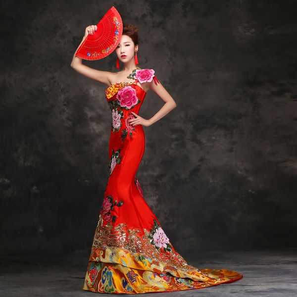 traditional red bride chinese style embroidery mermaid tailing wedding cheongsam long evening dress qipao dresses robe chinoise
traditional red bride chinese style embroidery mermaid tailing wedding cheongsam long evening dress qipao dresses robe chinoise