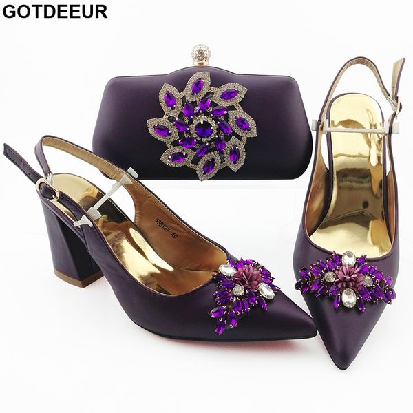 wholesale 2020 wedding shoes and matching nigerian women party pumps high heels italian shoes with matching bags latest design, Black
wholesale 2020 wedding shoes and matching nigerian women party pumps high heels italian shoes with matching bags latest design, Black