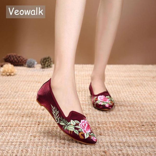 veowalk cotton fabric embroidered women pointed toe flats comfortable chinese embroidered slip on ballet shoes for ladies, Black