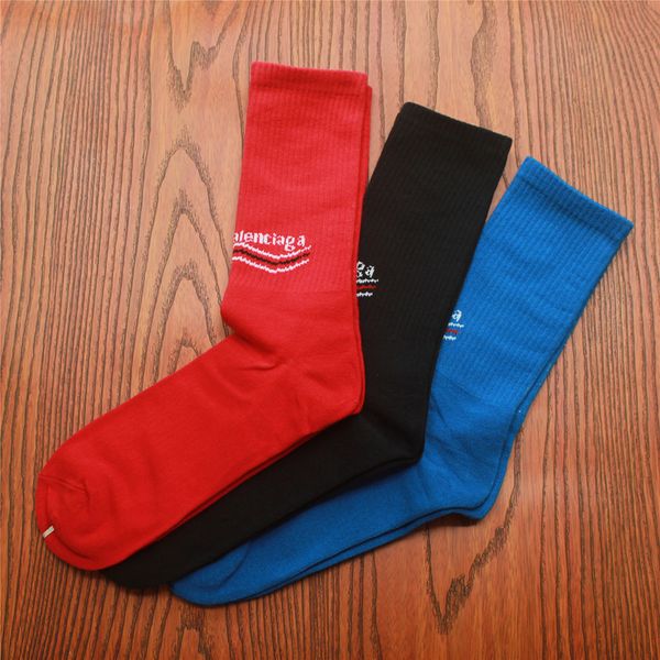 men's black blue red sport stockings opening lover's sport hip hop sockings letter print in the tube cotton socks
men's black blue red sport stockings opening lover's sport hip hop sockings letter print in the tube cotton socks