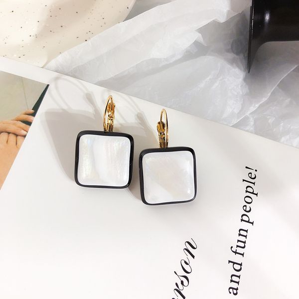 fashion contracted retro geometric shells square women drop earrings jewelry, Silver
fashion contracted retro geometric shells square women drop earrings jewelry, Silver