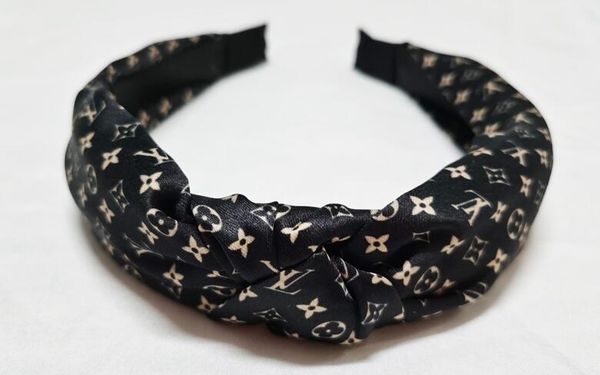 find similar fashion women headbands tide brand ladies hair band with print letter delicate hair jewelry for party, Silver
find similar fashion women headbands tide brand ladies hair band with print letter delicate hair jewelry for party, Silver