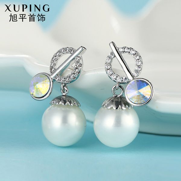 xuping earrings women's elegant korean style ladies' 2018 new style fashion parts mother pearl shellfish short earrings, Silver
xuping earrings women's elegant korean style ladies' 2018 new style fashion parts mother pearl shellfish short earrings, Silver