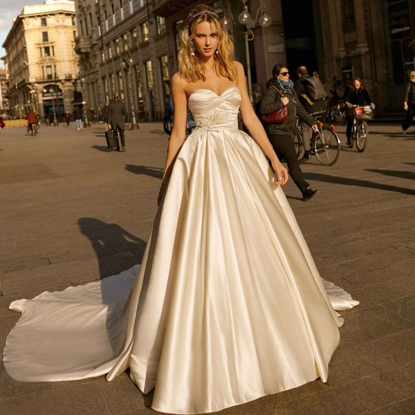 elegant berta feather wedding dresses sweetheart neck pleated bridal gowns a line sweep train satin robe de mariée, White
elegant berta feather wedding dresses sweetheart neck pleated bridal gowns a line sweep train satin robe de mariée, White