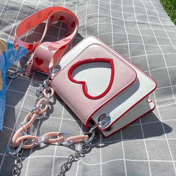 contrast color chain tote bag 2020 new high-quality leather women's designer handbag wide shoulder strap shoulder messenger bag
contrast color chain tote bag 2020 new high-quality leather women's designer handbag wide shoulder strap shoulder messenger bag