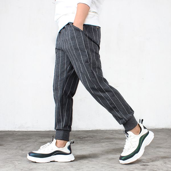 panty 2019 spring the new children's wear modis boy's leisure trousers girls cotton bar knitted children's jeans kids pants, Blue
panty 2019 spring the new children's wear modis boy's leisure trousers girls cotton bar knitted children's jeans kids pants, Blue