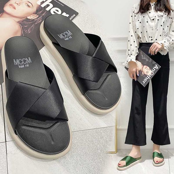 shoes woman's slippers platform slides shale female beach med shose women soft 2020 flat sabot casual pu, Black
shoes woman's slippers platform slides shale female beach med shose women soft 2020 flat sabot casual pu, Black