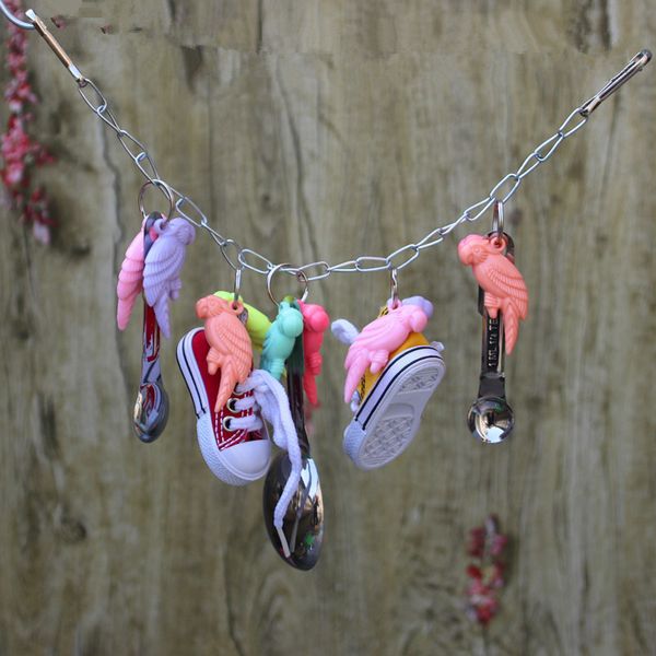 gnaw parrot sneakers bird metal a soup spoon string toys 127g
gnaw parrot sneakers bird metal a soup spoon string toys 127g
