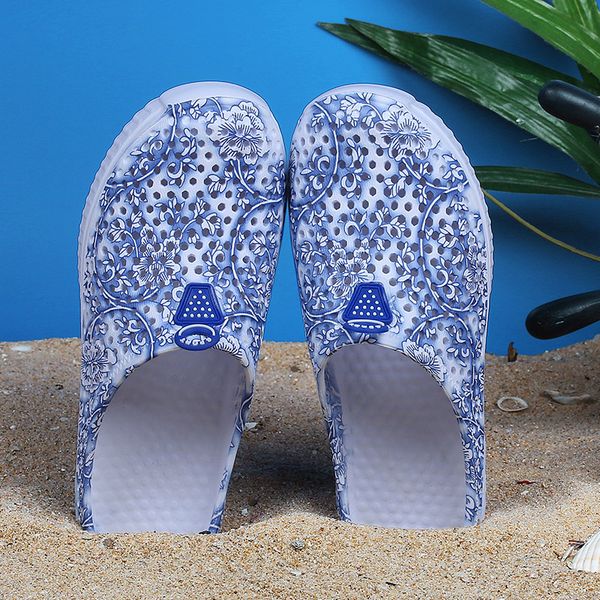 original new garden flip flops water shoes women sport summer beach aqua slipper outdoor eva hole sandals gardening shoes 
original new garden flip flops water shoes women sport summer beach aqua slipper outdoor eva hole sandals gardening shoes