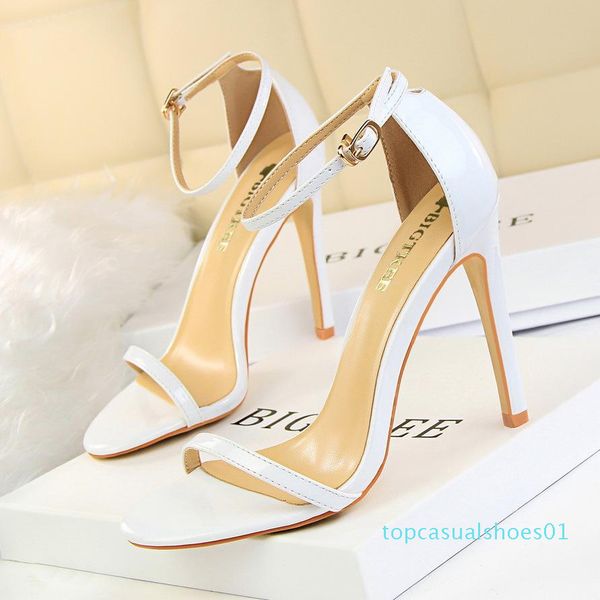 2019 fashion trend european and american fashion ultra high heels with patent leather open-toe strap sandals nightclub ladies at t01, Black
2019 fashion trend european and american fashion ultra high heels with patent leather open-toe strap sandals nightclub ladies at t01, Black