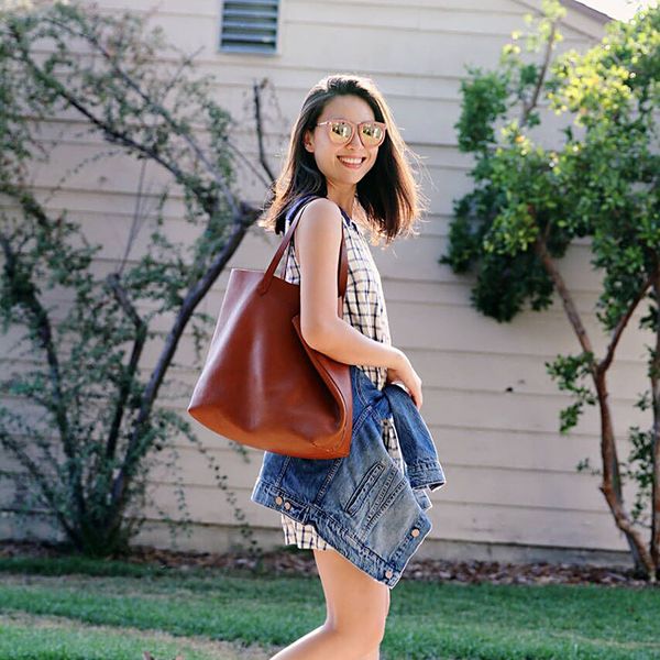 bag new tote bag in spring and summer 2019 women's simple single shoulder large capacity leisure messenger
bag new tote bag in spring and summer 2019 women's simple single shoulder large capacity leisure messenger