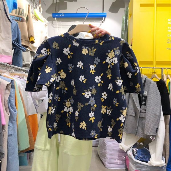 east gate 2020 bubble t-shirt sleeve flower round collar loose short sleeve t-shirt female fashion, White
east gate 2020 bubble t-shirt sleeve flower round collar loose short sleeve t-shirt female fashion, White