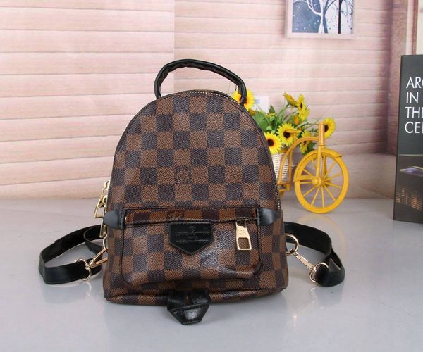 2019 designer backpack men's and women's luxury backpack brand double shoulder bags male brand school bags pu leather shoulder bag
2019 designer backpack men's and women's luxury backpack brand double shoulder bags male brand school bags pu leather shoulder bag