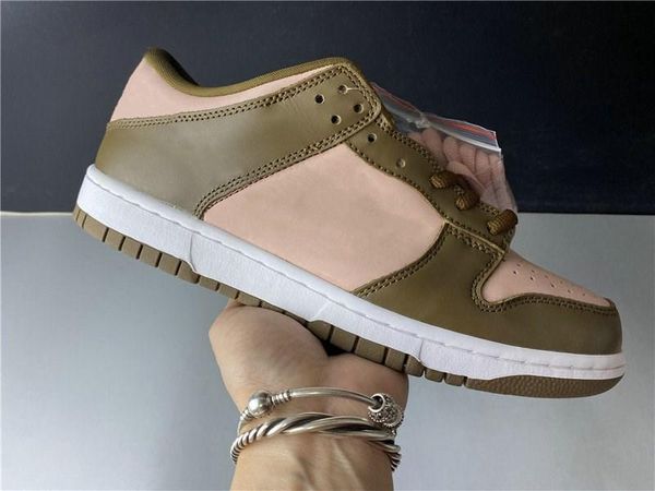 dunk low pro sb stussy athletic shoes dark khaki shy pink vanilla fashion skateboard sneakers ship with box
dunk low pro sb stussy athletic shoes dark khaki shy pink vanilla fashion skateboard sneakers ship with box