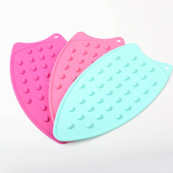 silicone 1 pc flexible ironing blanket heat-resistant dotted bubbled portable iron rest pads ironing board pad
silicone 1 pc flexible ironing blanket heat-resistant dotted bubbled portable iron rest pads ironing board pad