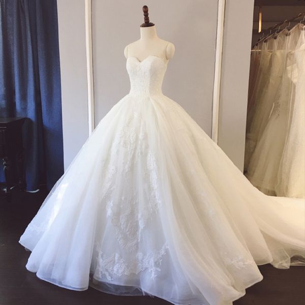 sweetheart ball gown wedding dresses lace appliques crystals beading maternity wedding dresses lace up back wedding gowns, White
sweetheart ball gown wedding dresses lace appliques crystals beading maternity wedding dresses lace up back wedding gowns, White