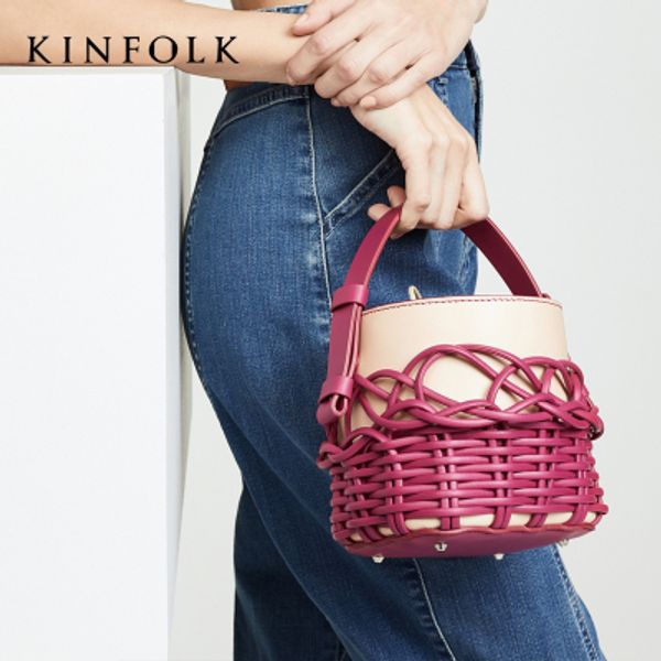 2020 stylish woven contrast color vegetable women basket bags retro women's shoulder messenger bags crossbody bag totes handbags
2020 stylish woven contrast color vegetable women basket bags retro women's shoulder messenger bags crossbody bag totes handbags