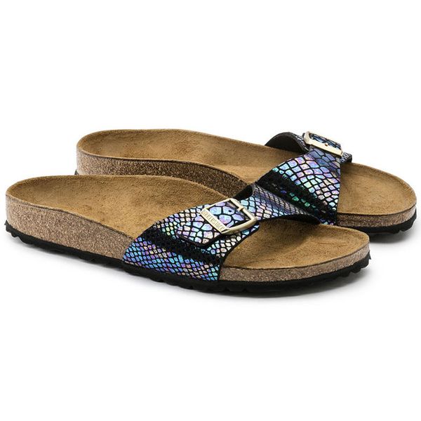 2019 famous male flat sandals women casual shoes male single buckle summer word drag beach genuine leather slippers, Black
2019 famous male flat sandals women casual shoes male single buckle summer word drag beach genuine leather slippers, Black