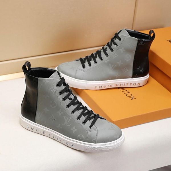 2019e spring and autumn men s casual sports shoes high-sneakers, leather with micro-standard, with the original fast delivery
2019e spring and autumn men s casual sports shoes high-sneakers, leather with micro-standard, with the original fast delivery