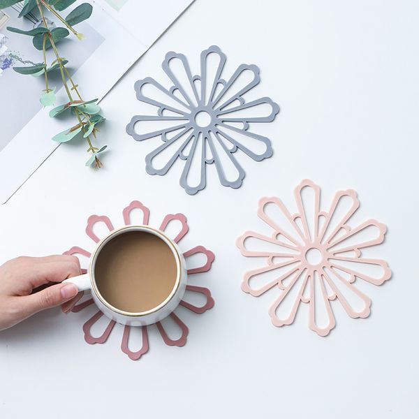 household heat insulation table cushion defence burn originality japanese non-slip deskplate dish pad, bowl pad teacup
household heat insulation table cushion defence burn originality japanese non-slip deskplate dish pad, bowl pad teacup