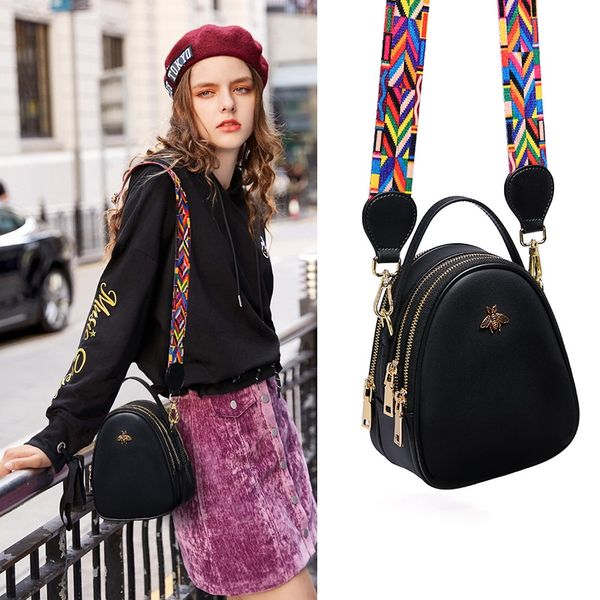 Dropship & Whosesale 2019 Korean Version New Fashion Bee Mini Leather Bag Handbag Shoulder Bag Women's Bee Bag
Dropship & Whosesale 2019 Korean Version New Fashion Bee Mini Leather Bag Handbag Shoulder Bag Women's Bee Bag