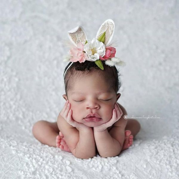 1pcs ears headband kids camellia flower tieback crown hair bands girls headbands easter hair accessories, Slivery;white
1pcs ears headband kids camellia flower tieback crown hair bands girls headbands easter hair accessories, Slivery;white