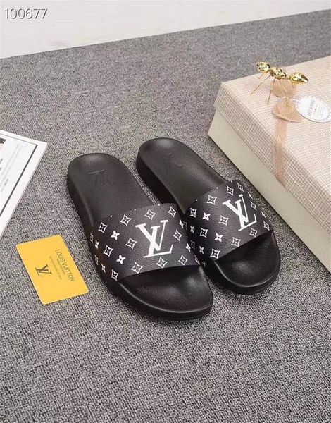 newcouple's slippers rur 35-46 men and women leather slippers summer beach shoes full flower print sandal, Blue;gray
newcouple's slippers rur 35-46 men and women leather slippers summer beach shoes full flower print sandal, Blue;gray