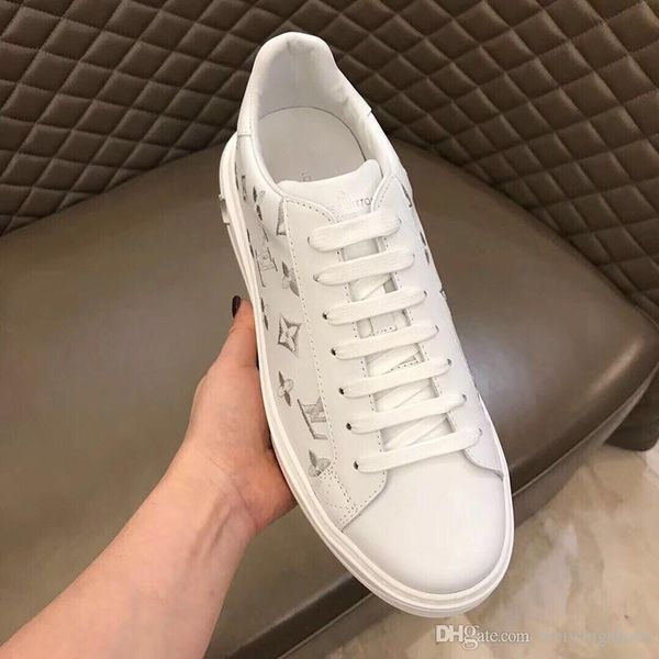 2019 trendy personality white shoes foreign trade shoes full leather lace fashion casual flat original single shoes
2019 trendy personality white shoes foreign trade shoes full leather lace fashion casual flat original single shoes