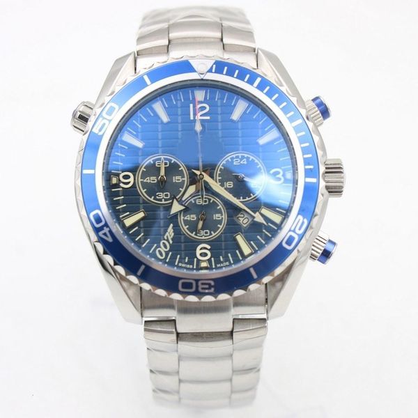 2020 watch men masters 6 -pin 43mm stainless steel quartz watch small dial work tick movement speed battery watches 166, Slivery;brown
2020 watch men masters 6 -pin 43mm stainless steel quartz watch small dial work tick movement speed battery watches 166, Slivery;brown