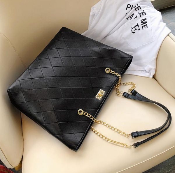 designer women's bags new fashion luxury handbags purses large capacity single shoulder bags new arrival summer style tote bag
designer women's bags new fashion luxury handbags purses large capacity single shoulder bags new arrival summer style tote bag