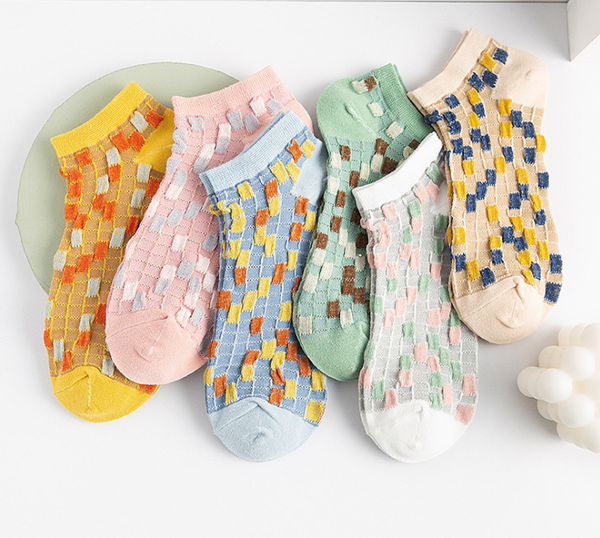 women socks new explosion models japanese color check boat socks ladies women breathable cotton, Black;white 
women socks new explosion models japanese color check boat socks ladies women breathable cotton, Black;white