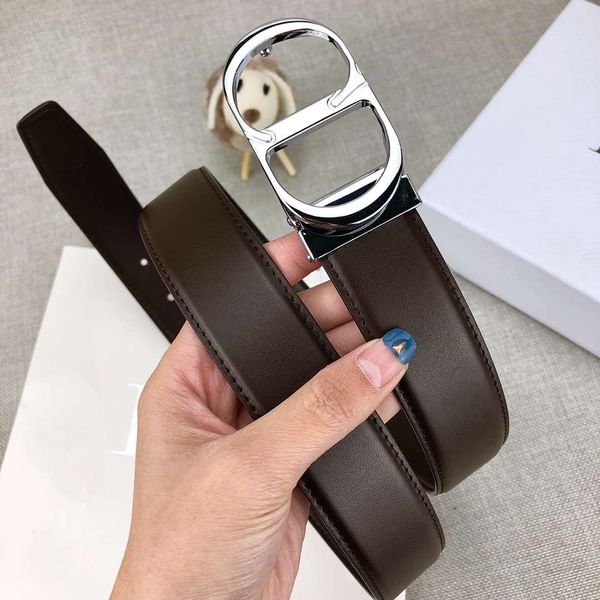 mens woman designer belts luxury belt fashion belts brand smooth sliver buckle leather belt width 3.4cm good quality with box, Black;brown
mens woman designer belts luxury belt fashion belts brand smooth sliver buckle leather belt width 3.4cm good quality with box, Black;brown