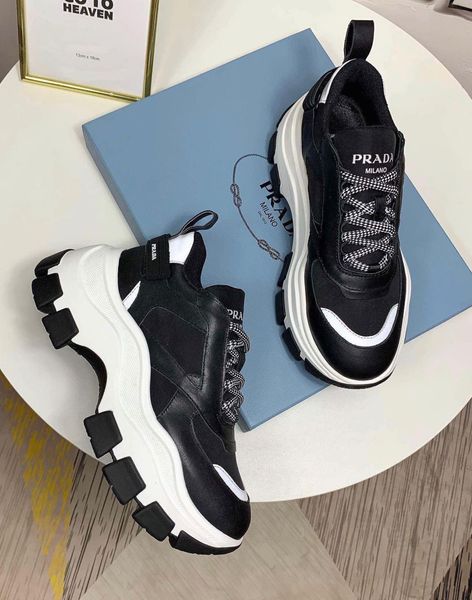 luxury fashiondesigner women's men's jogging casual shoes sports basketball shoes triple platform air cushion men and women shoes, Black
luxury fashiondesigner women's men's jogging casual shoes sports basketball shoes triple platform air cushion men and women shoes, Black