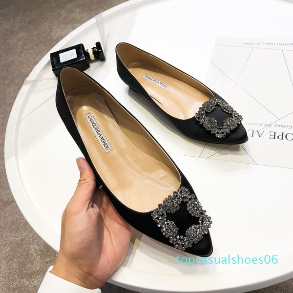 casual designer lady fashion black satin leather strass crystal point toe flats shoes brand new with original box bride shoes t06
casual designer lady fashion black satin leather strass crystal point toe flats shoes brand new with original box bride shoes t06