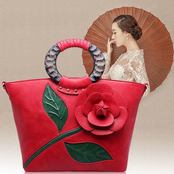 2020 summer new women's bag tote bag retro red big flower handbag shoulder messenger
2020 summer new women's bag tote bag retro red big flower handbag shoulder messenger