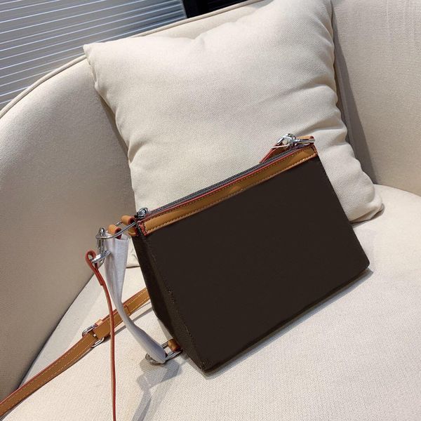 designer handbag lady shoulder bag diagonal bag leather luxury casual wallet five colors new flowers
designer handbag lady shoulder bag diagonal bag leather luxury casual wallet five colors new flowers