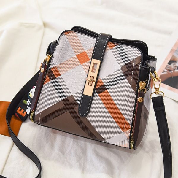 new shoulder bags women casual tote bag female messenger bags pu leather handbag crossbody
new shoulder bags women casual tote bag female messenger bags pu leather handbag crossbody