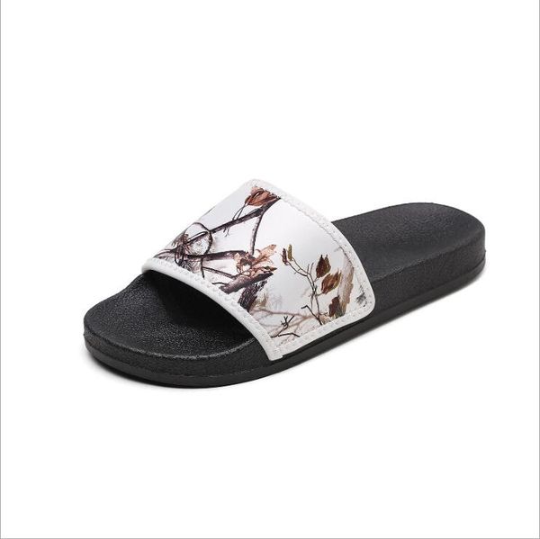 brand designer couple slippers 2020 europe and america scuffs slippers men women beach non-slip trend sandals slipper multicolor, Black
brand designer couple slippers 2020 europe and america scuffs slippers men women beach non-slip trend sandals slipper multicolor, Black