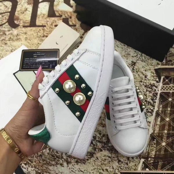 2020 designer luxury kids shoes children's 2019 autumn new product boys girl single casual children fashion shoes, Black;red
2020 designer luxury kids shoes children's 2019 autumn new product boys girl single casual children fashion shoes, Black;red